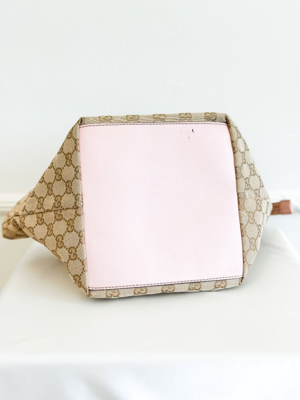 Gucci GG Monogram Canvas Blue Pink Tote Bag - Picture 10 of 16